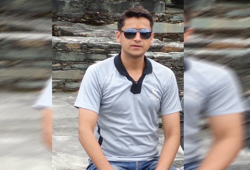 Meet this DM who is also a good singer in uttarakhand