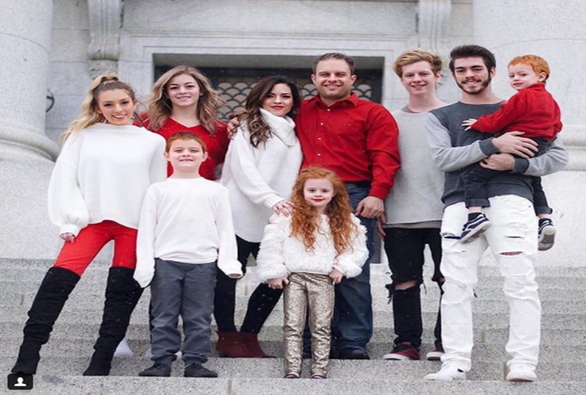 fitness freak mother of seven kids viral on social media