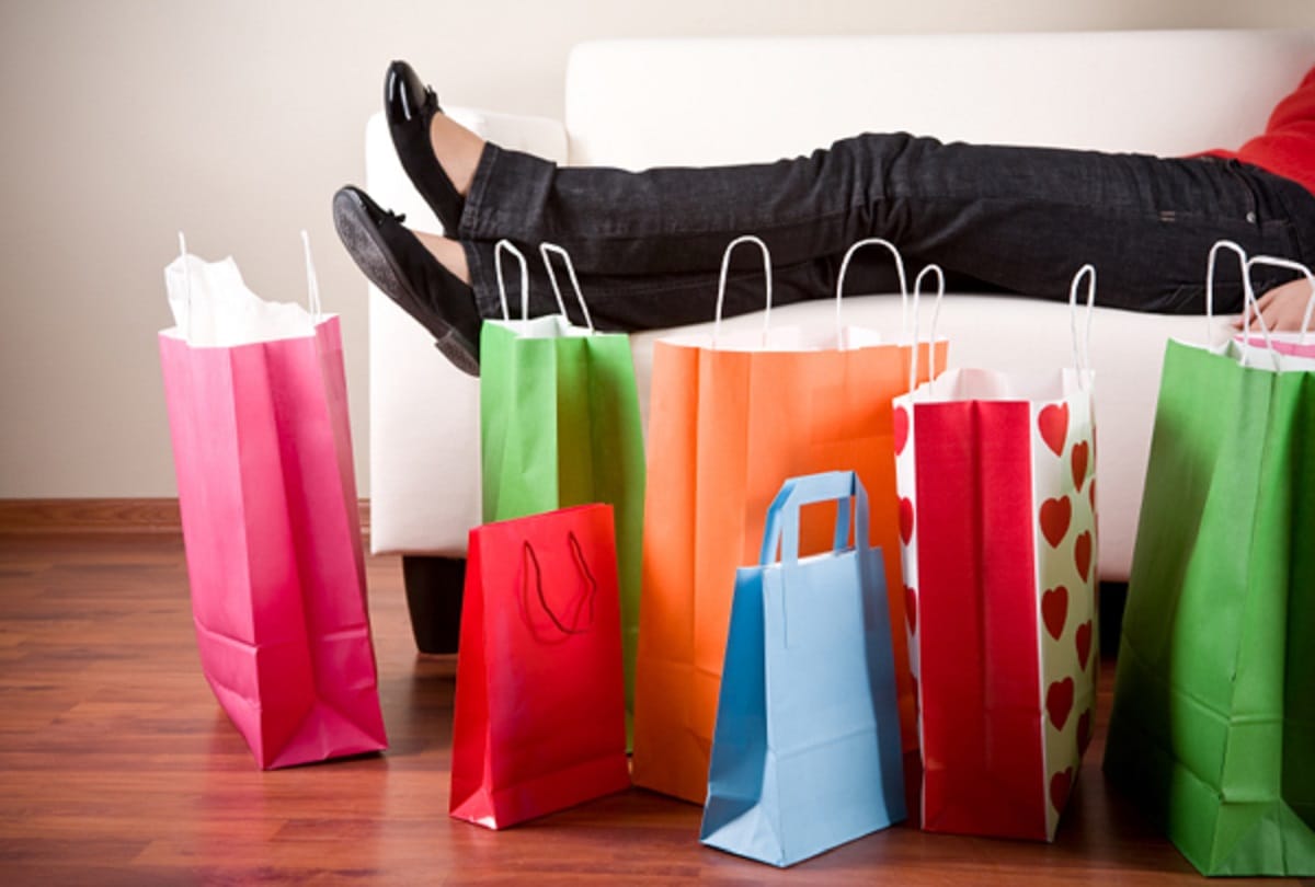 Gift Packaging Is Popular Work From Home Job Among Indian Housewives