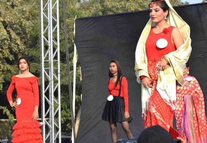IIT BHU annual fest kashi yatra first day celebration