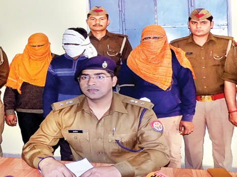 Crooks throttled driver, robbed truck, arrested three accused
