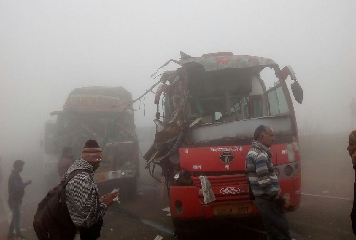 road accident in sikar rajasthan due to fog, one died and many injured