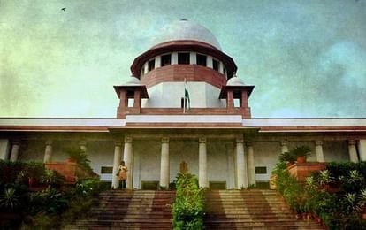 Supreme Court posted hearing on October 31 petitions challenging CAA 2019 and sought Centres response