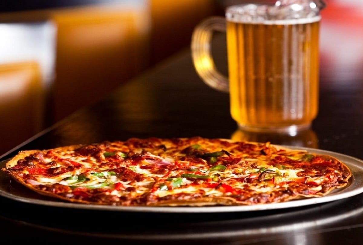 Do Not Eat These Five Food Items While Drinking Alcohol