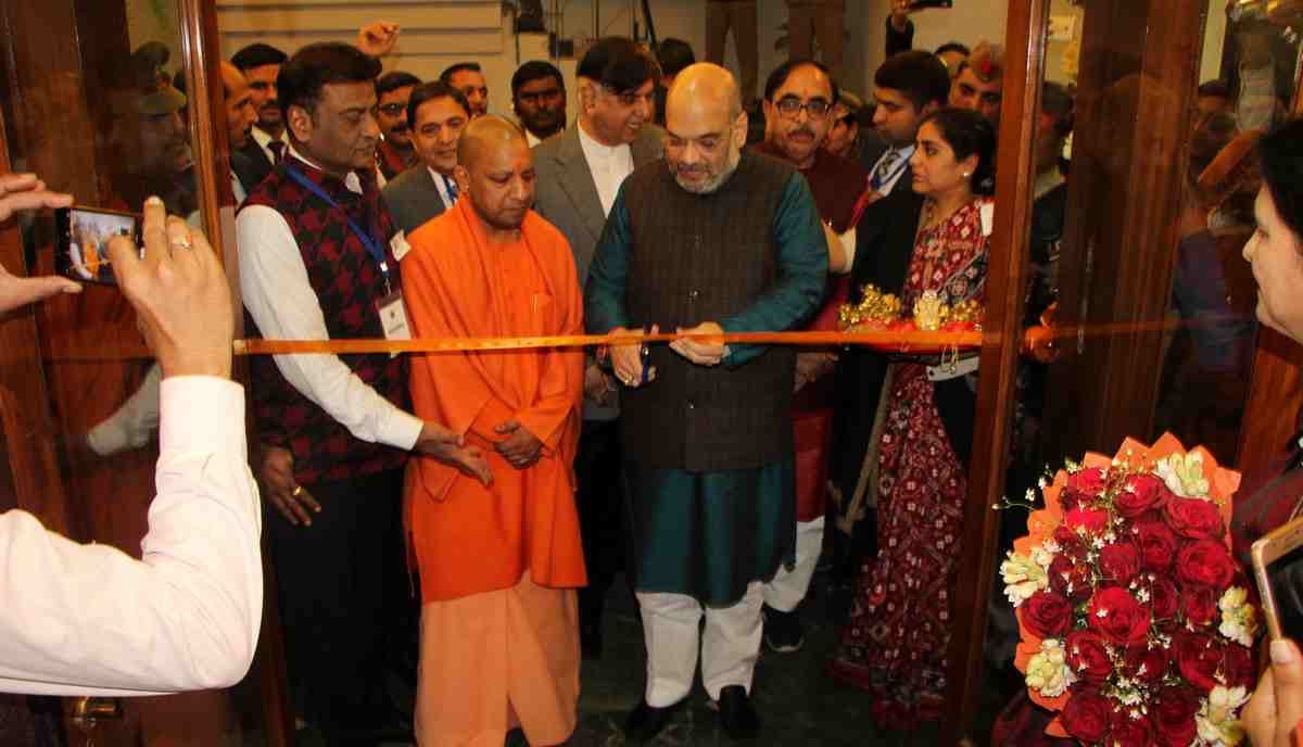 amit shah inaugurated indian institue of  Indian Institute of Gem and Jewellery at varanasi