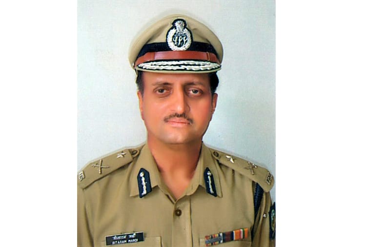 virbhadra singh security officer meets DW Negi in jail