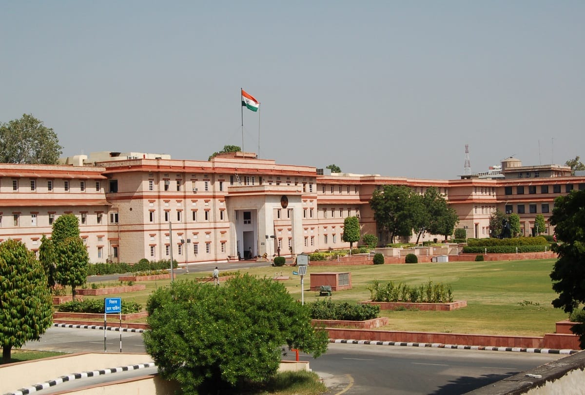 delhi rajasthan same situation about parliamentary secretary 