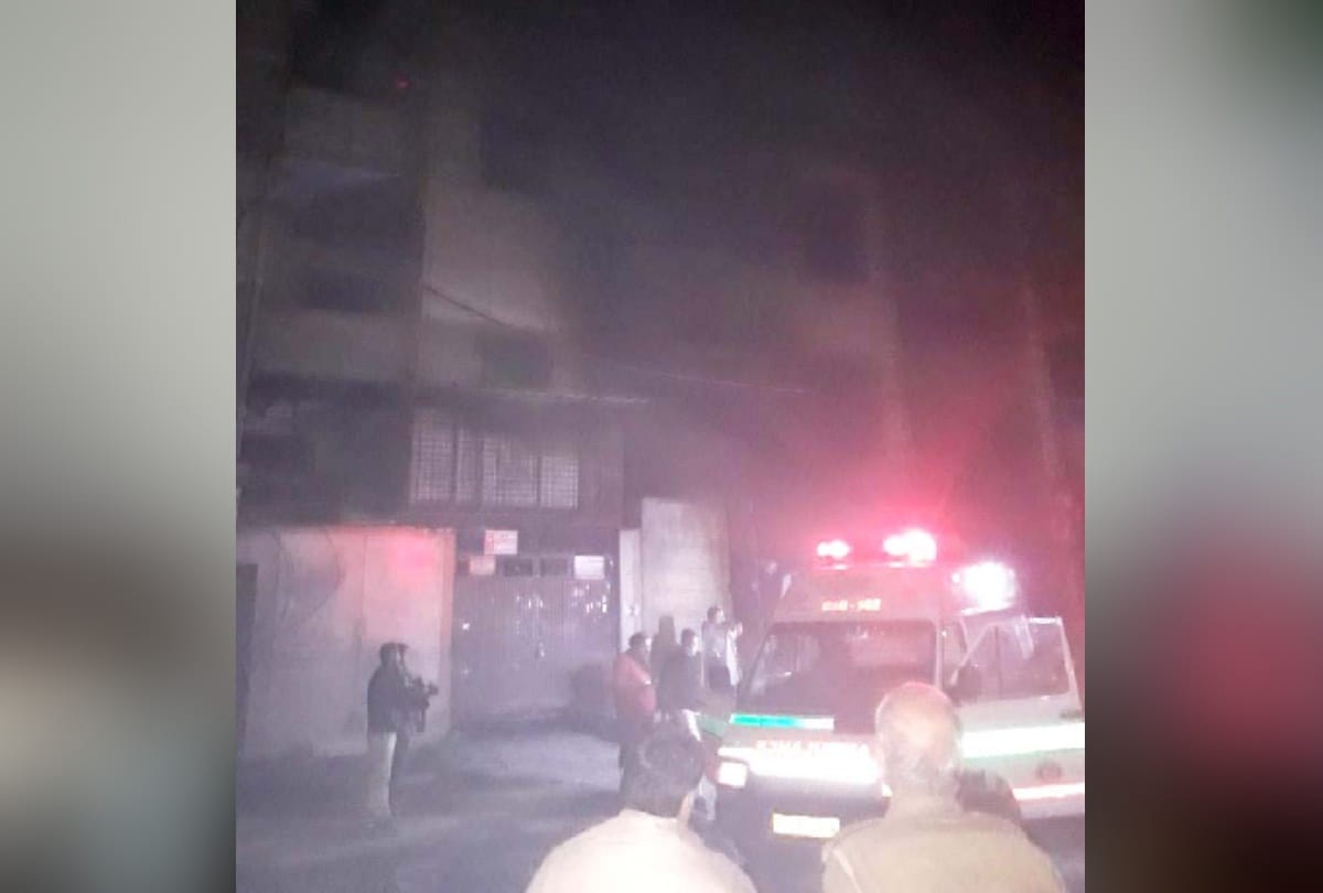 delhi government gave orders for investigating the matter of bawana fire broke