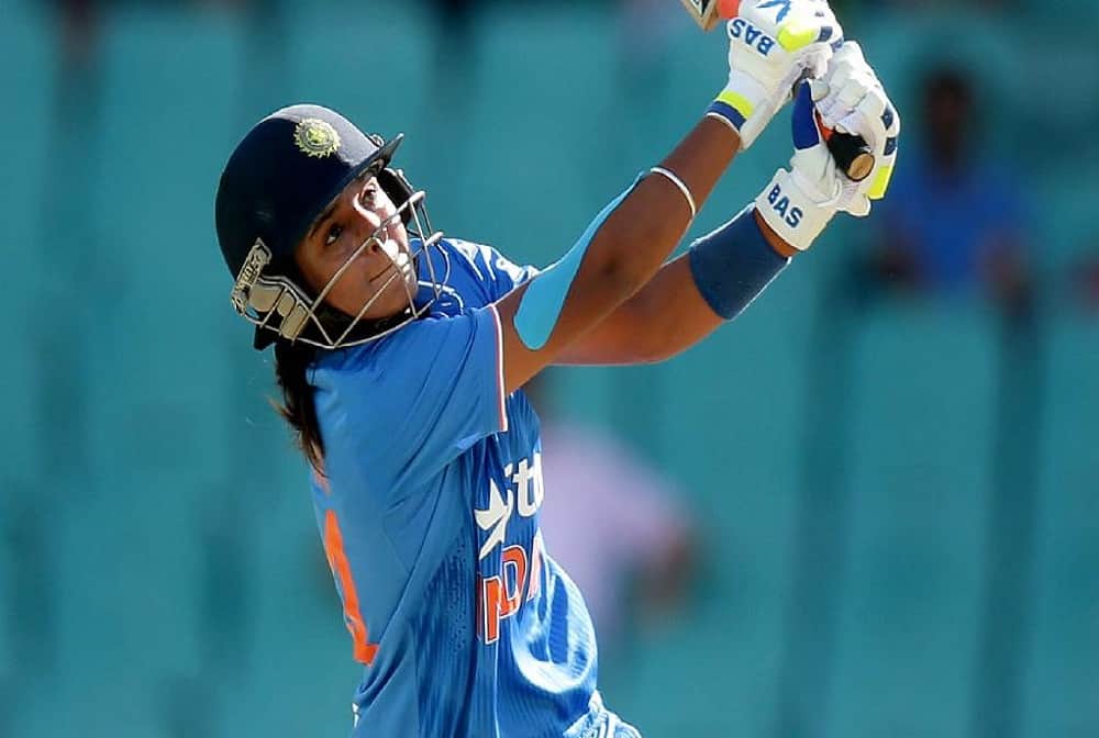 Railway fine Rs 27 lakh to women cricket star Harmanpreet Kaur