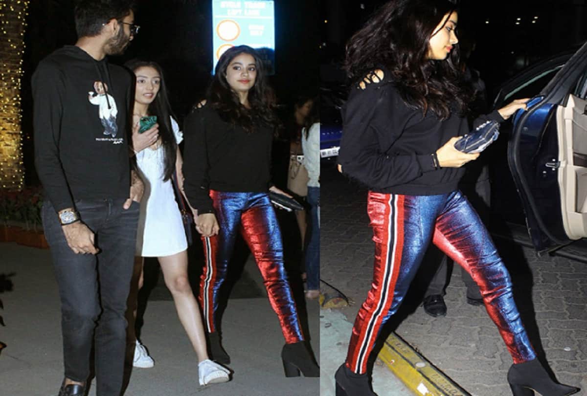 Dhadak actress Janhvi Kapoor retro look will bring you in 80 era 