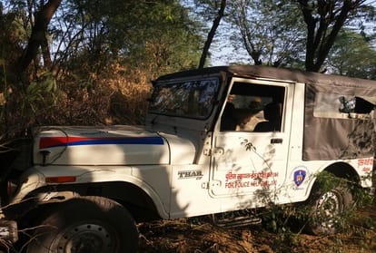 rajasthan jodhpur police burglars robbed police vehicle of jodhpur police commissionerate 
