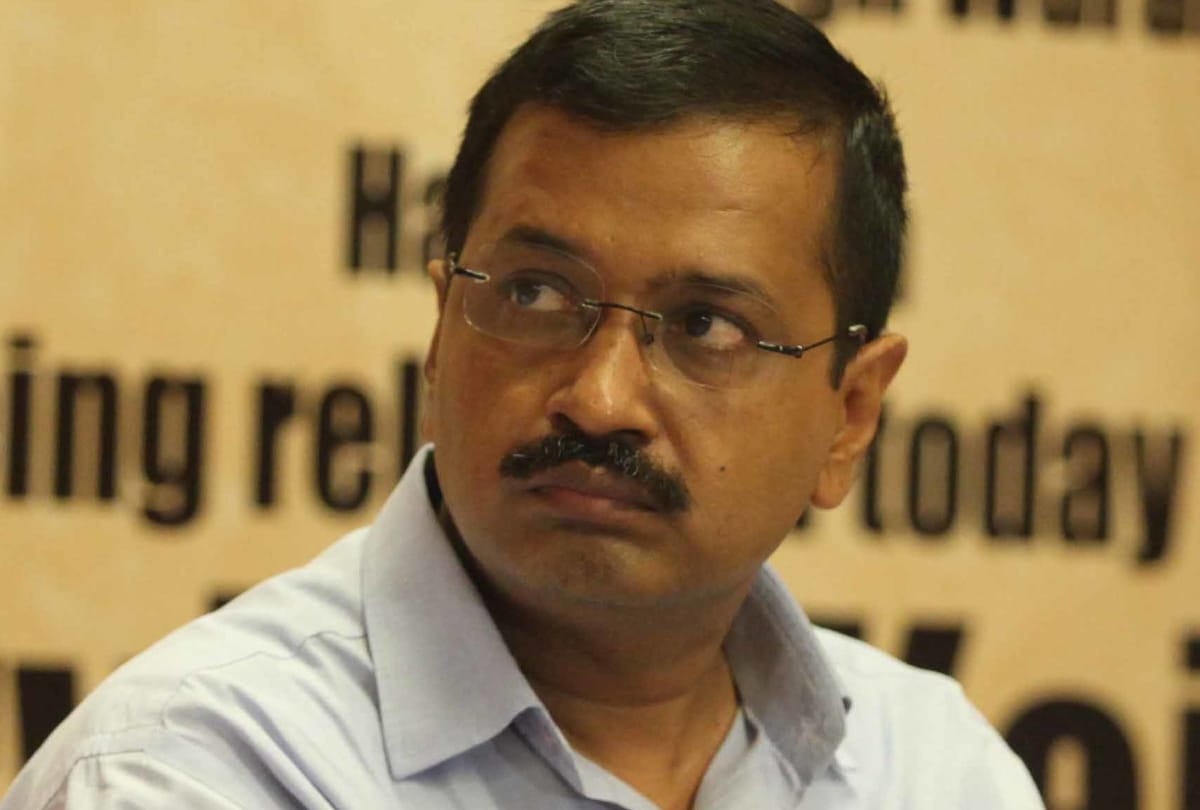 Arvind kejriwal apologizes to Bikram singh majithia, Khaira-Sandhu raised questions