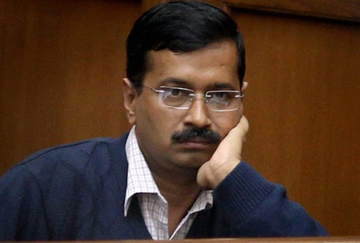 kejriwal apology, meeting called to resolve the issue