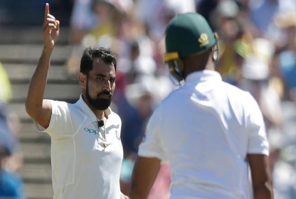 dinesh karthik became first player who used as a substitute wicketkeeper in cricket history