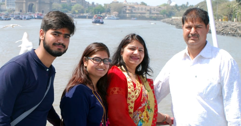 Mathura girl is awarded with young scientist 