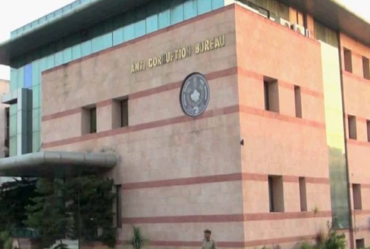 Rajasthan officer Janamkundli found by ACB