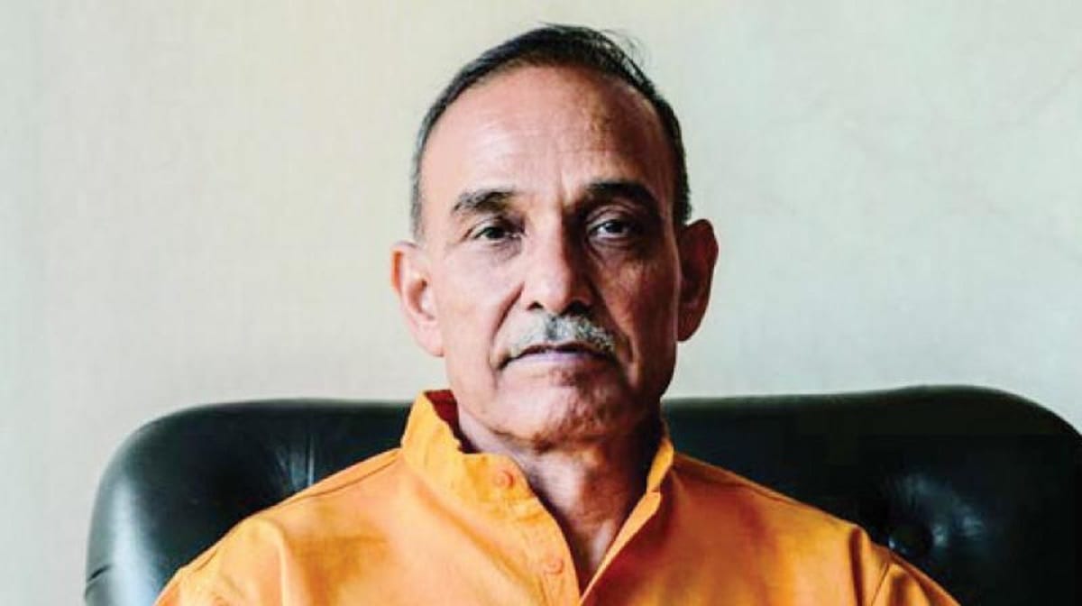 arrest warrant issued against union minister Satyapal Singh in violation of code of conduct