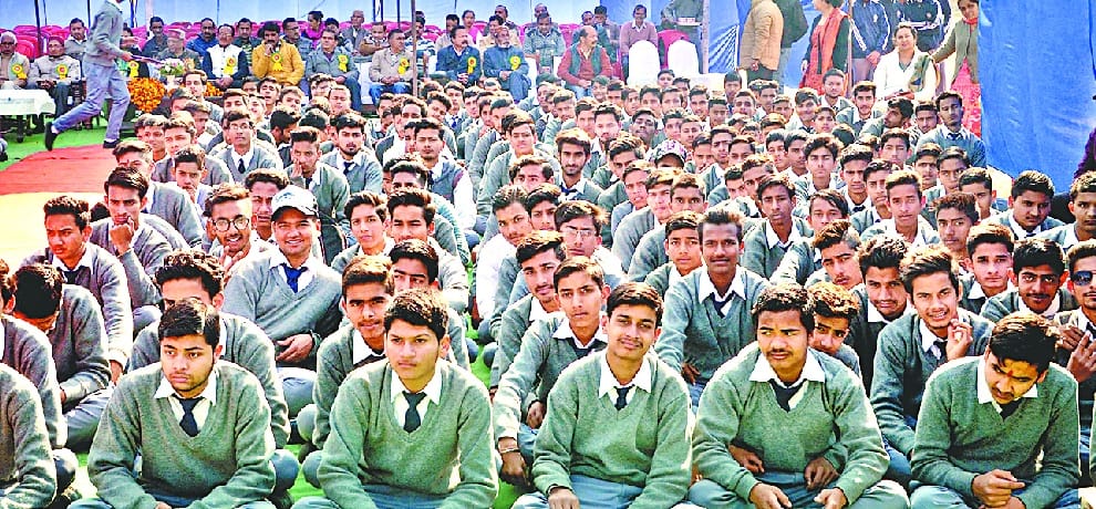 छात्र स्कूल बिलासपुर में धूमधाम से मनाया वार्षिक समारोह