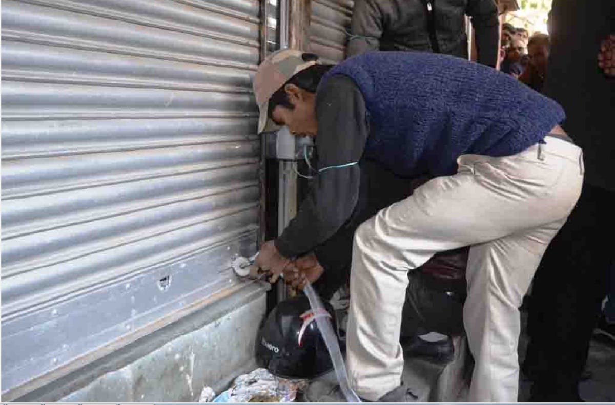 One hundred seventy nine business premises including a bank sealed in Delhi