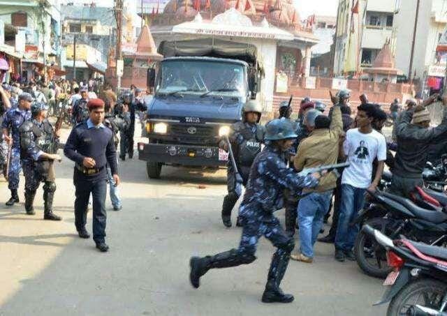 Violent demonstration against the capital of the territory
