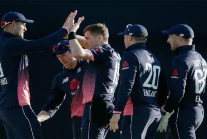 jos buttler stars as England beat Australia to clinch ODI series