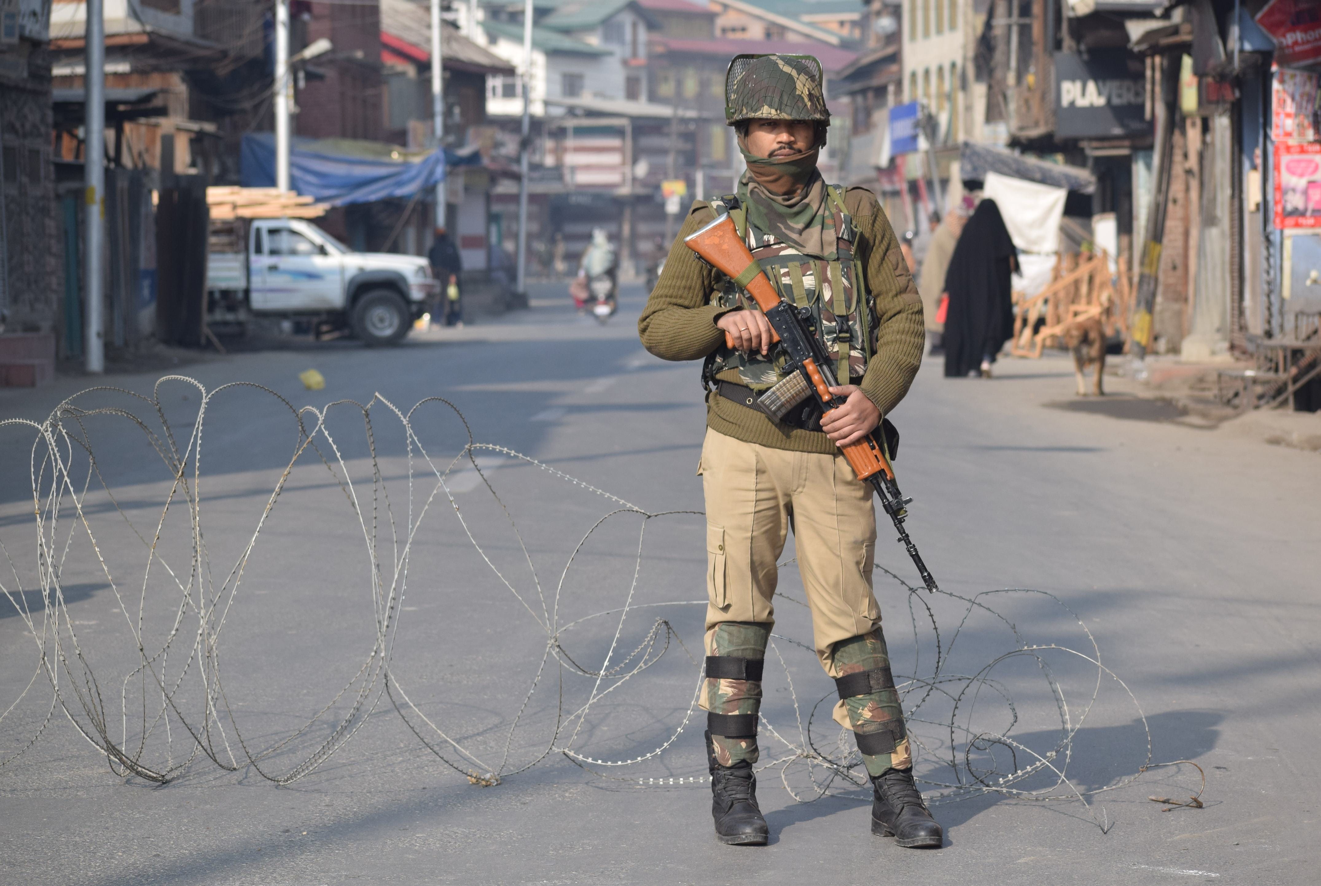 jammu republic day 2019 preparations done by jammu kashmir police at Jammu University sports ground