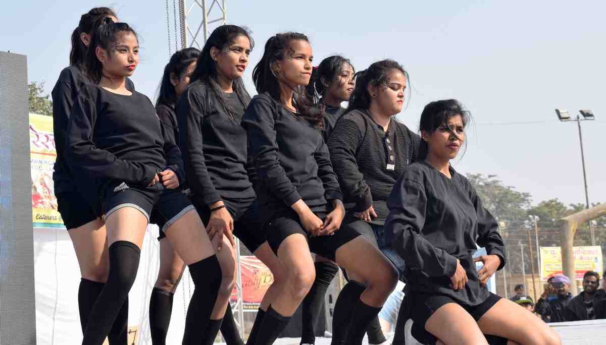 Group dance in kashi yatra fest in IIT BHU