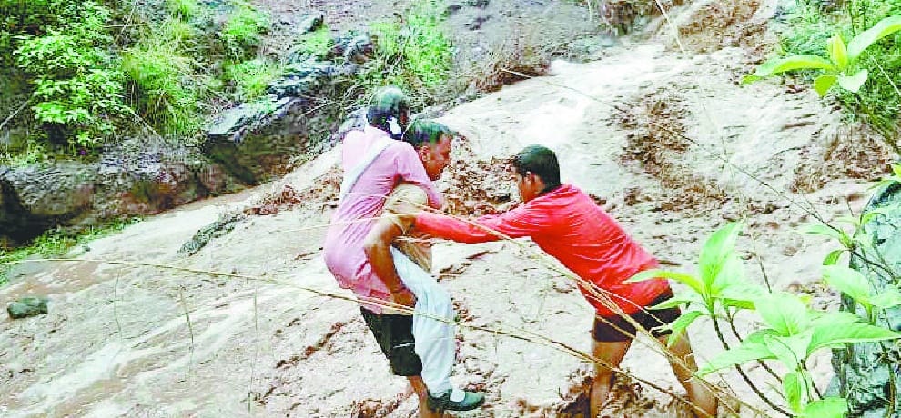 कौशल्या खड्ड पर अभी तक नहीं बन पाया फुटब्रिज