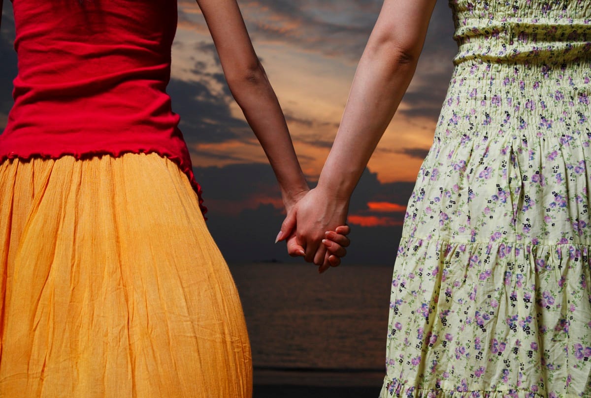 Two Female Friends Are Living Together Since 40 Years But They Are Not Lesbian