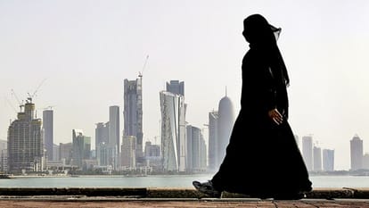 Qatar disappears from UAE map