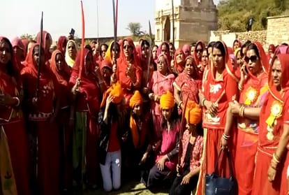 padmaavat release- swabhimaan rally by rajput women today in chittorgarh rajasthan