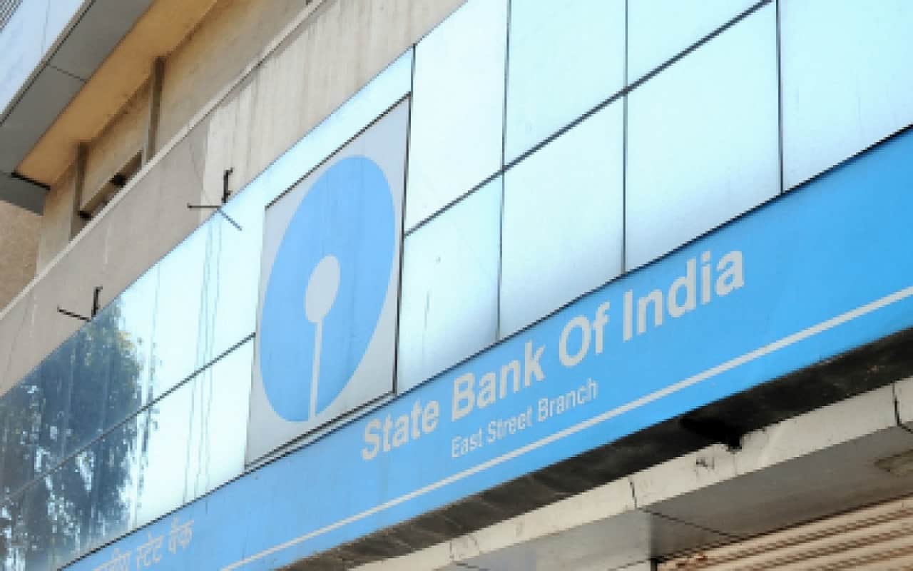 sbi recruitment 2019 vacancies for 2000 posts know how to apply sarkari naukri