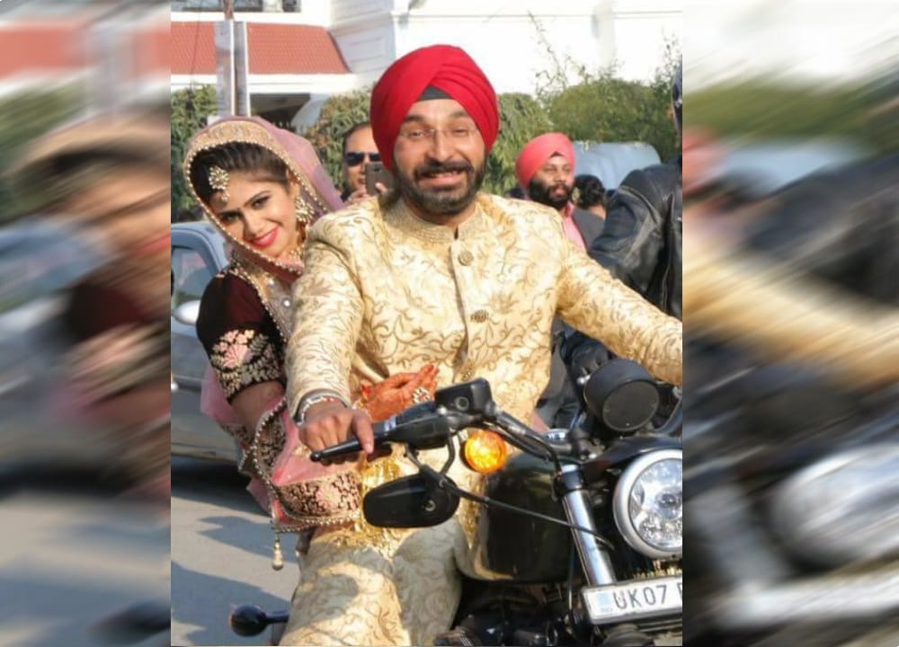 Bride vidai on Harley Davidson in dehradun photos