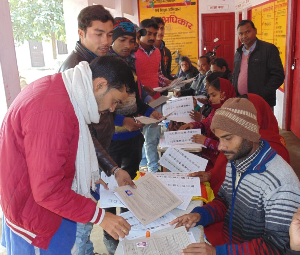 987 forms filled up to become voters