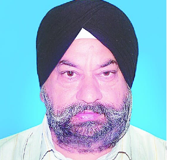 Harminder's eyes illuminate the world of two blind people