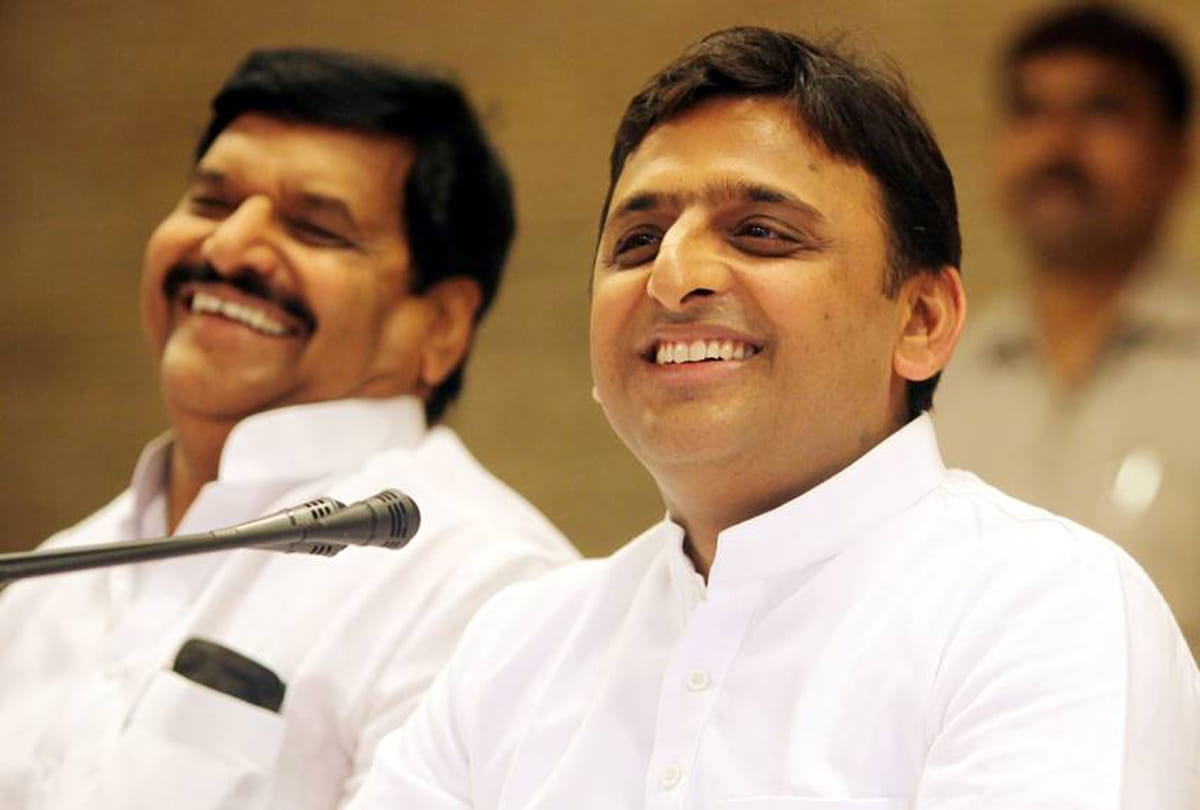 akhilesh yadav birthday wish for uncle shivpal yadav