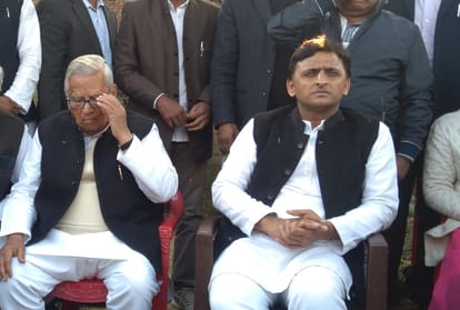 akhilesh yadav statement on robbery in kakori.