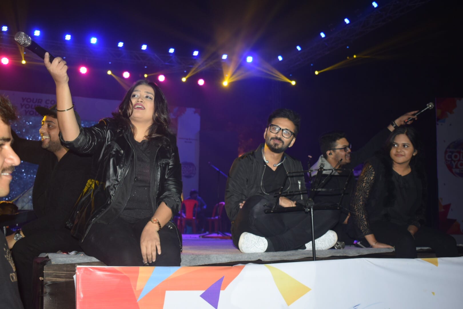 amit trivedi musical night in iit bhu annual fest kashi yatra