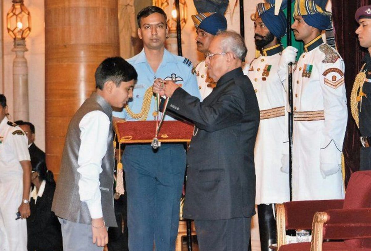 14 year old Ayush Kishore gave his prize money to four prisoners freedom