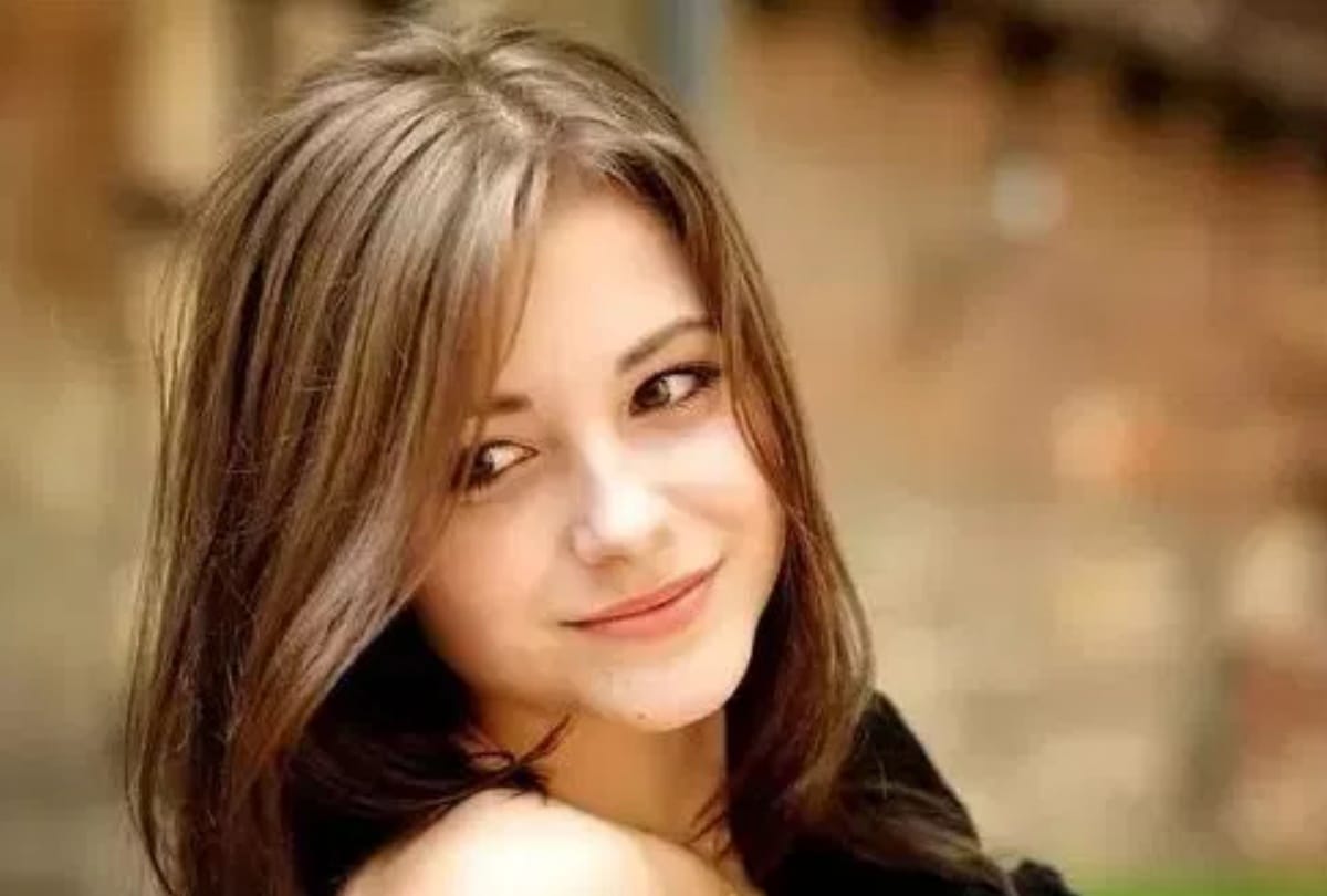 dry fruits are very beneficial for skin