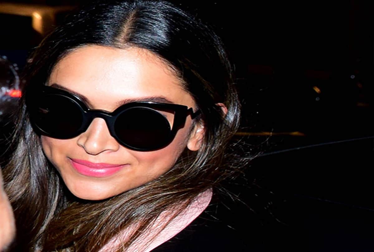 Deepika Padukone come back from Paris, she will Promotion Padmaavat