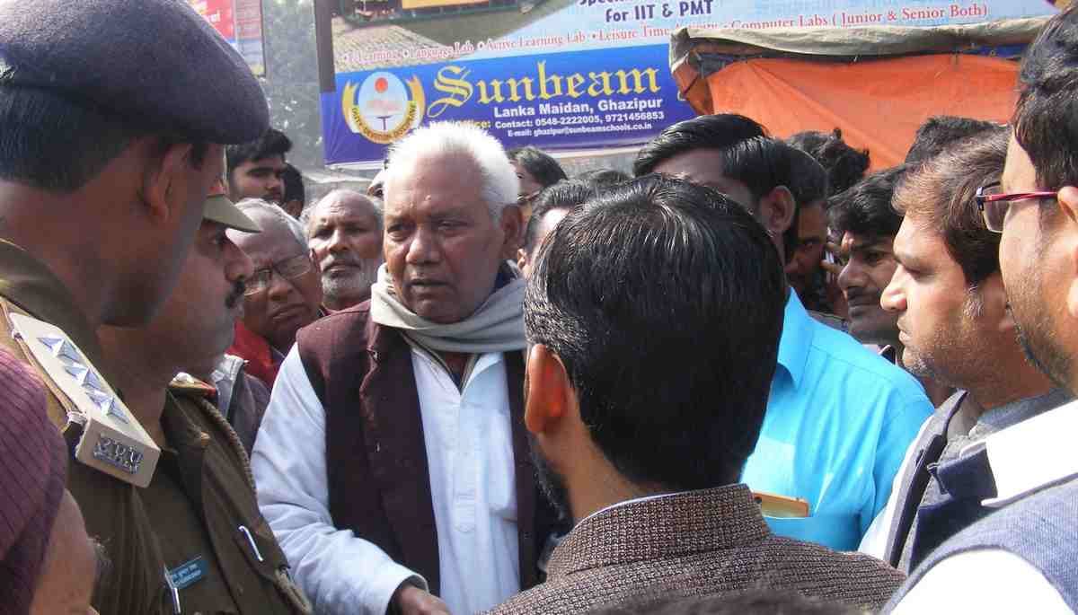 over speed truck hit former mlc wife in ghazipur