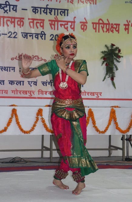 ...मेरे तो गिरधर गोपाल, दूसरो न कोई