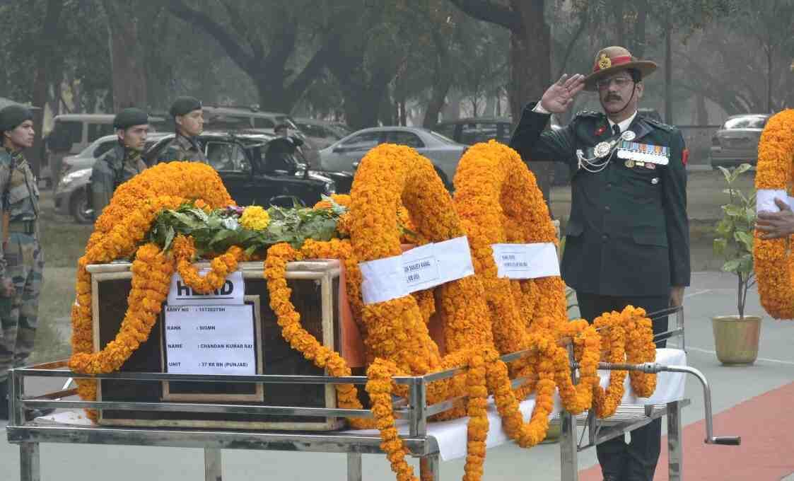 The last salute to the martyr with full respect in varanasi