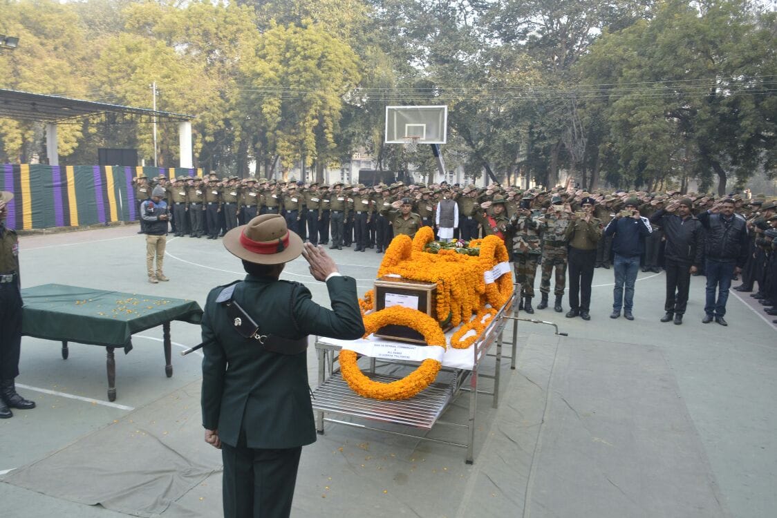 The last salute to the martyr with full respect in varanasi