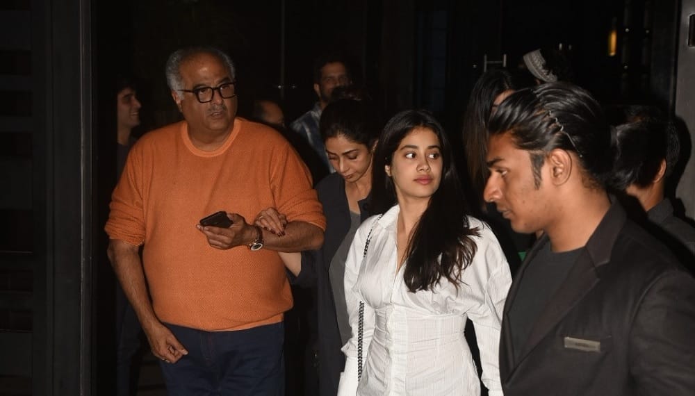 Sara Ali Khan, Katrina Kaif and Janhvi Kapoor made their fans sunday awesome with these hot pics