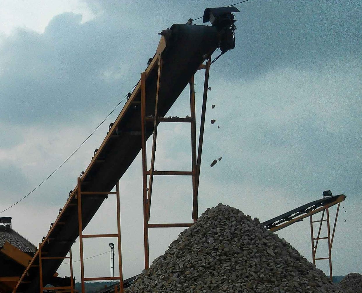 Case against 16 including two crusher owner in Sonbhadra