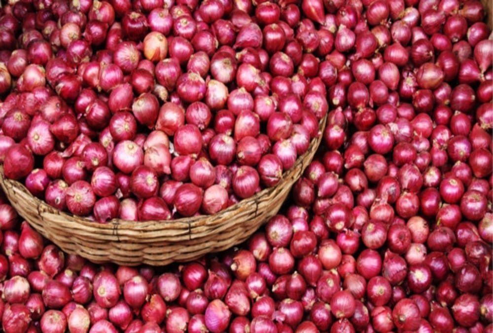 onion price crossed 100 rupees in lucknow