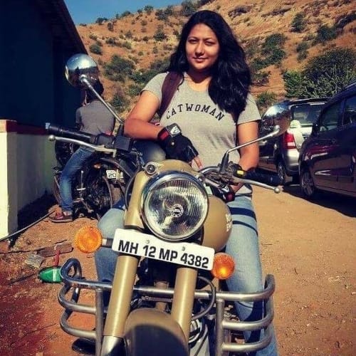 mathura girl giving training of bike riding for ladies