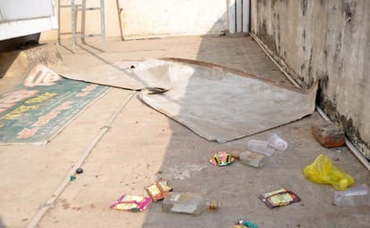 health department team raid in hospital in agra  